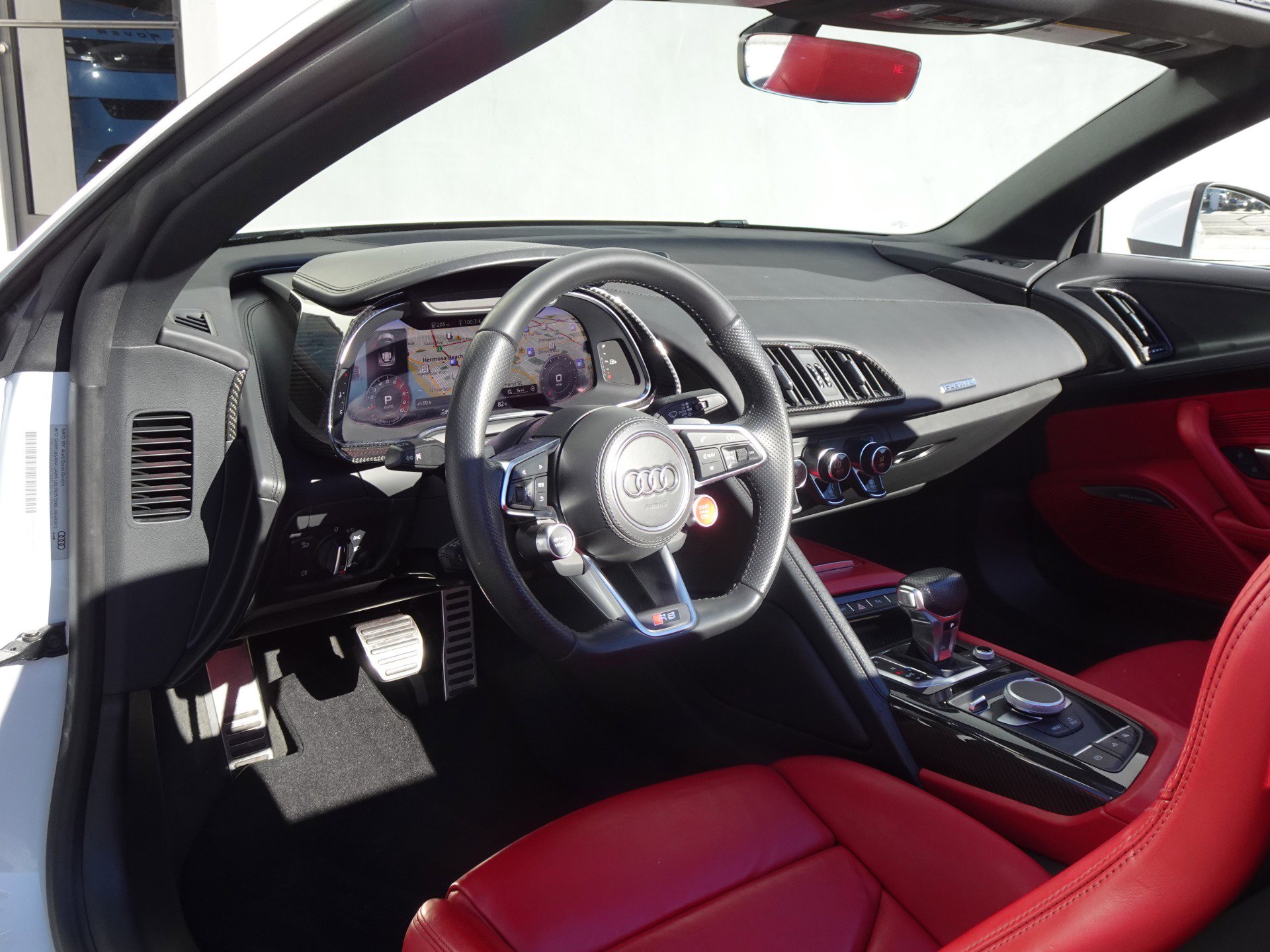Used 2018 Audi R8 V10 AWD/4WD image 12