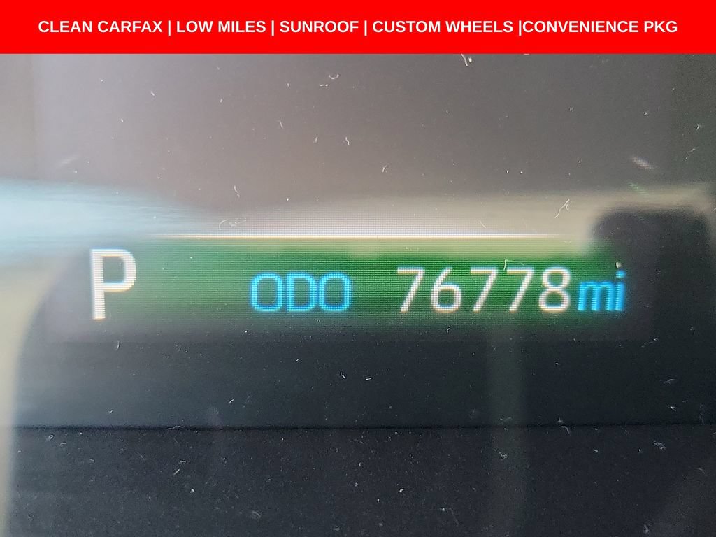 Used 2019 Toyota RAV4 XLE w/ Convenience Package FWD image 4
