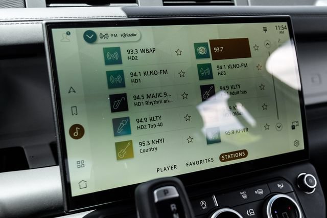 New 2026 Land Rover Defender 110 X-Dynamic SE AWD/4WD image 38