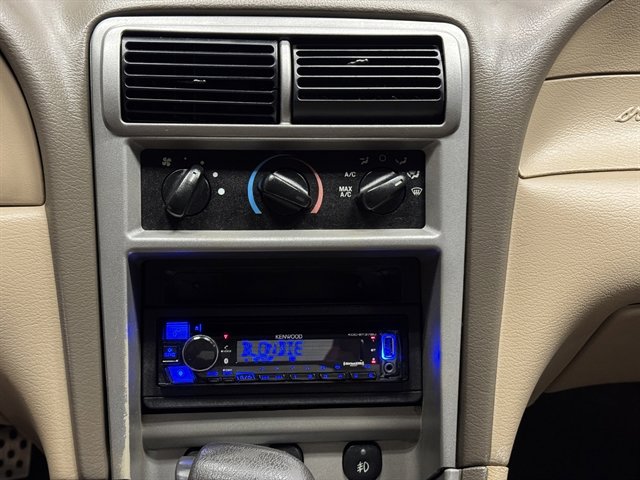 Used 2003 Ford Mustang GT image 17