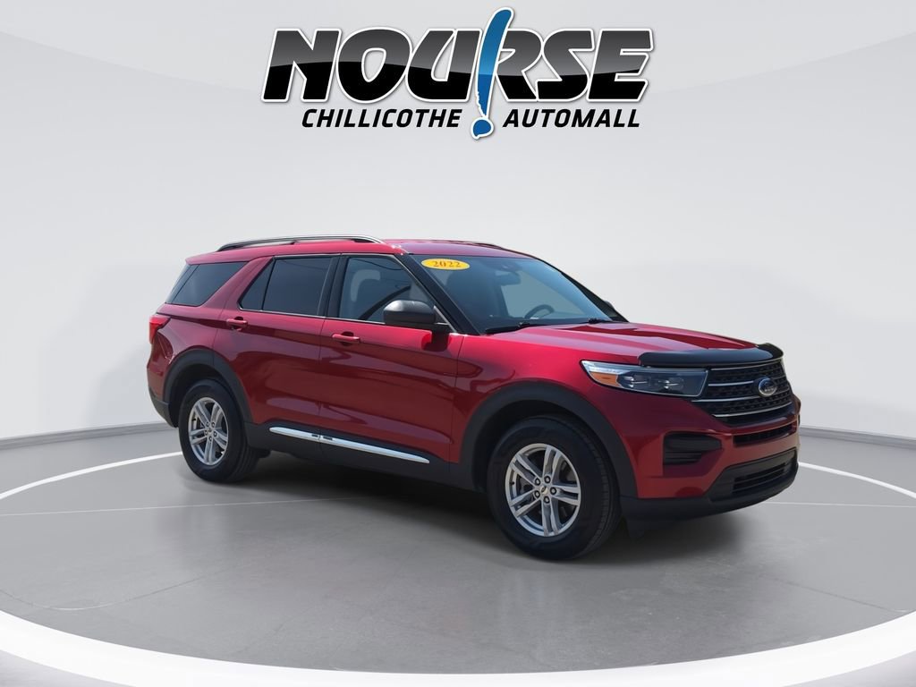Used 2022 Ford Explorer XLT AWD/4WD image 2