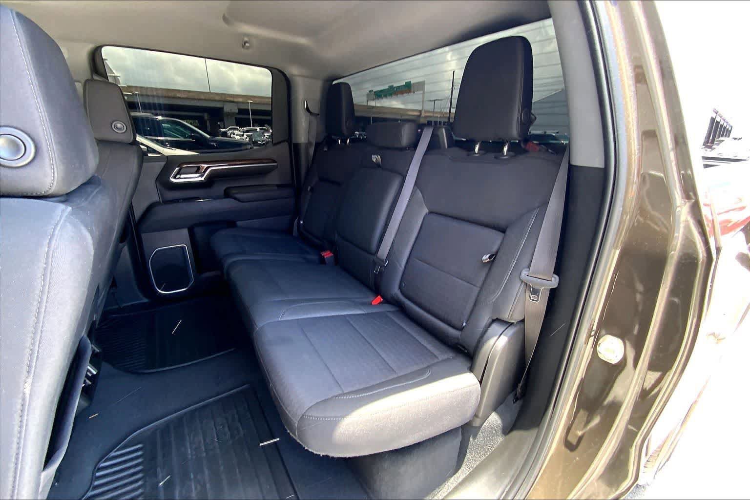 Used 2023 GMC Sierra 1500 Elevation RWD image 30