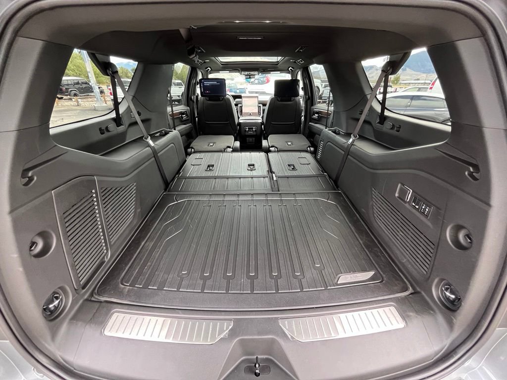 New 2026 GMC Yukon XL Denali w/ Denali Reserve Package AWD/4WD image 18