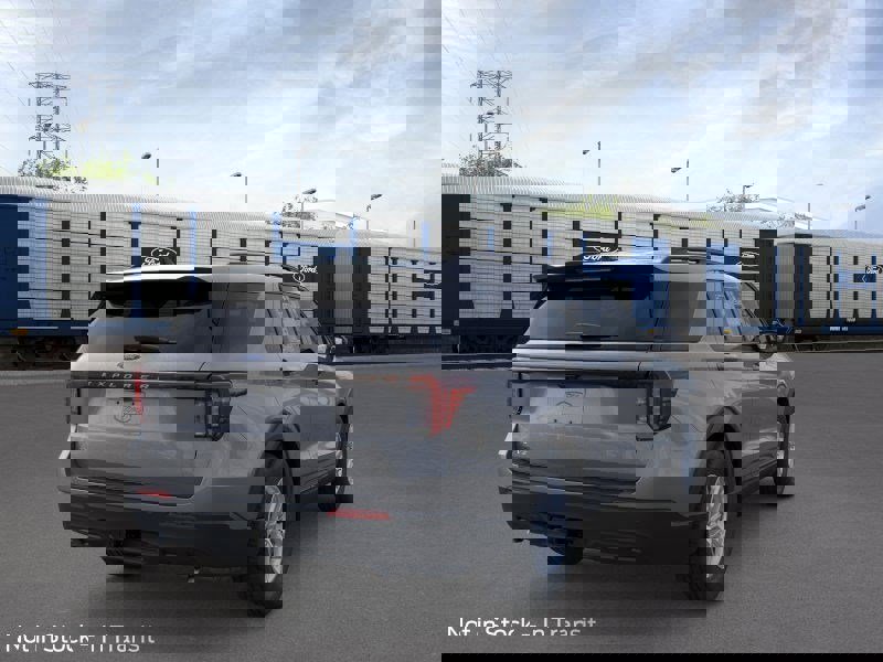 New 2026 Ford Explorer Active image 9