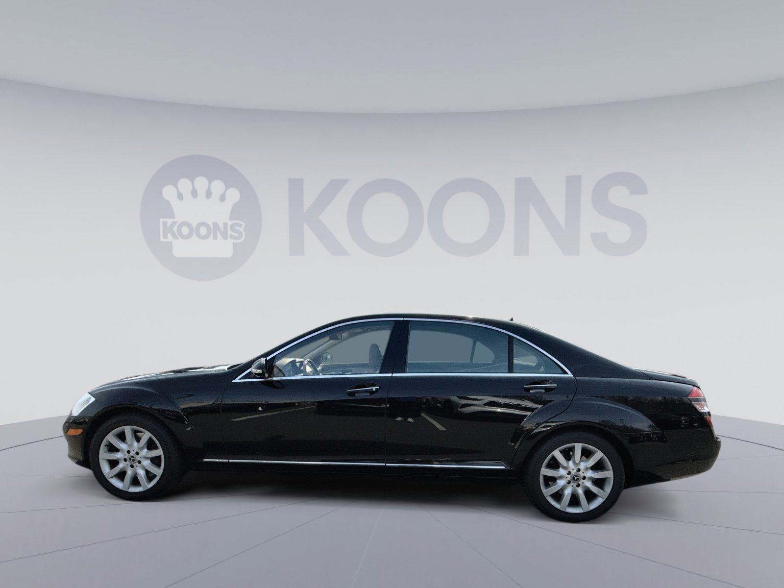 Used 2008 Mercedes-Benz S 550 4MATIC image 2