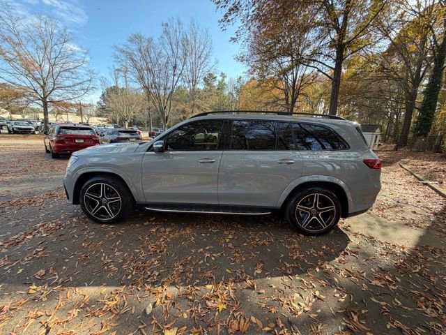 Used 2024 Mercedes-Benz GLS 450 4MATIC image 3