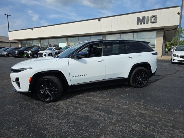 Used 2024 Jeep Wagoneer Launch Edition AWD/4WD image 3