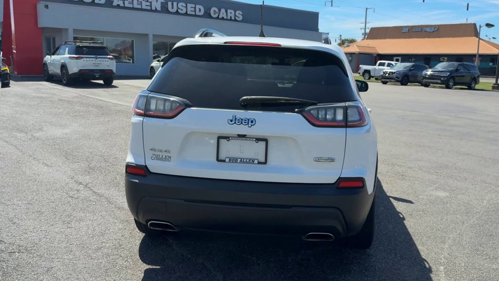 Used 2022 Jeep Cherokee Latitude Lux w/ Sun & Sound Group AWD/4WD image 6