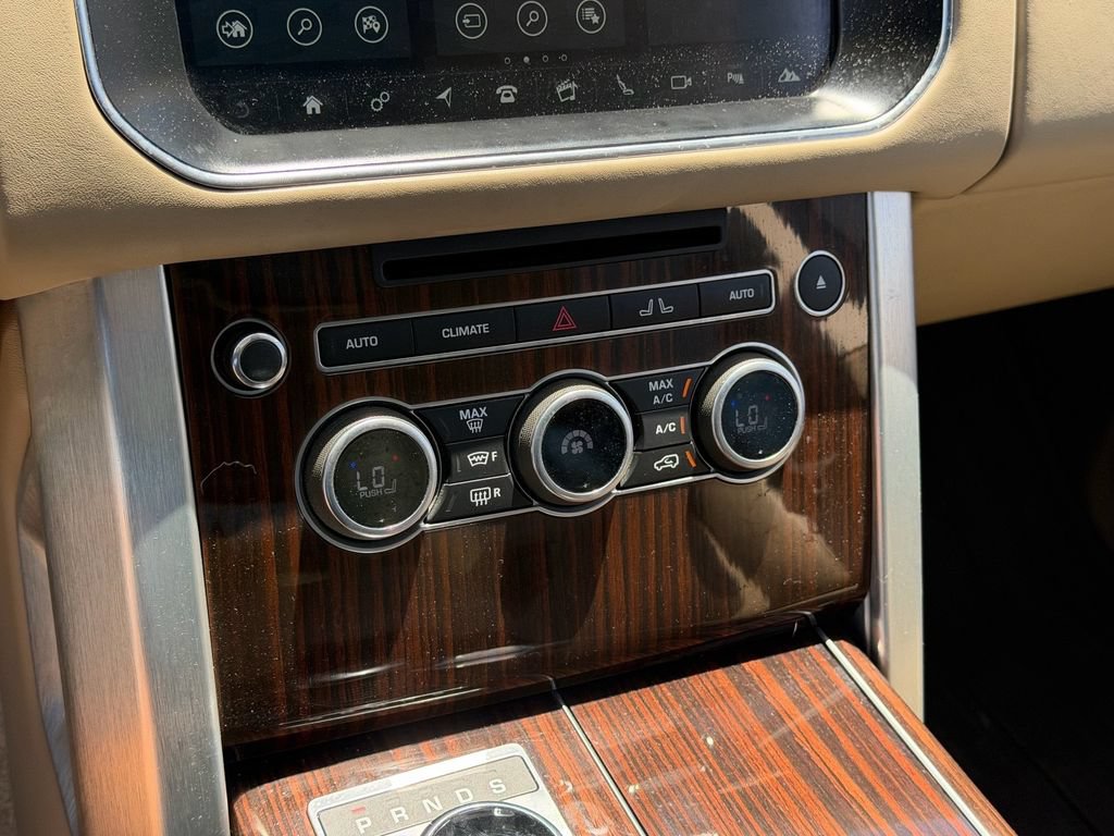 Used 2017 Land Rover Range Rover HSE AWD/4WD image 19