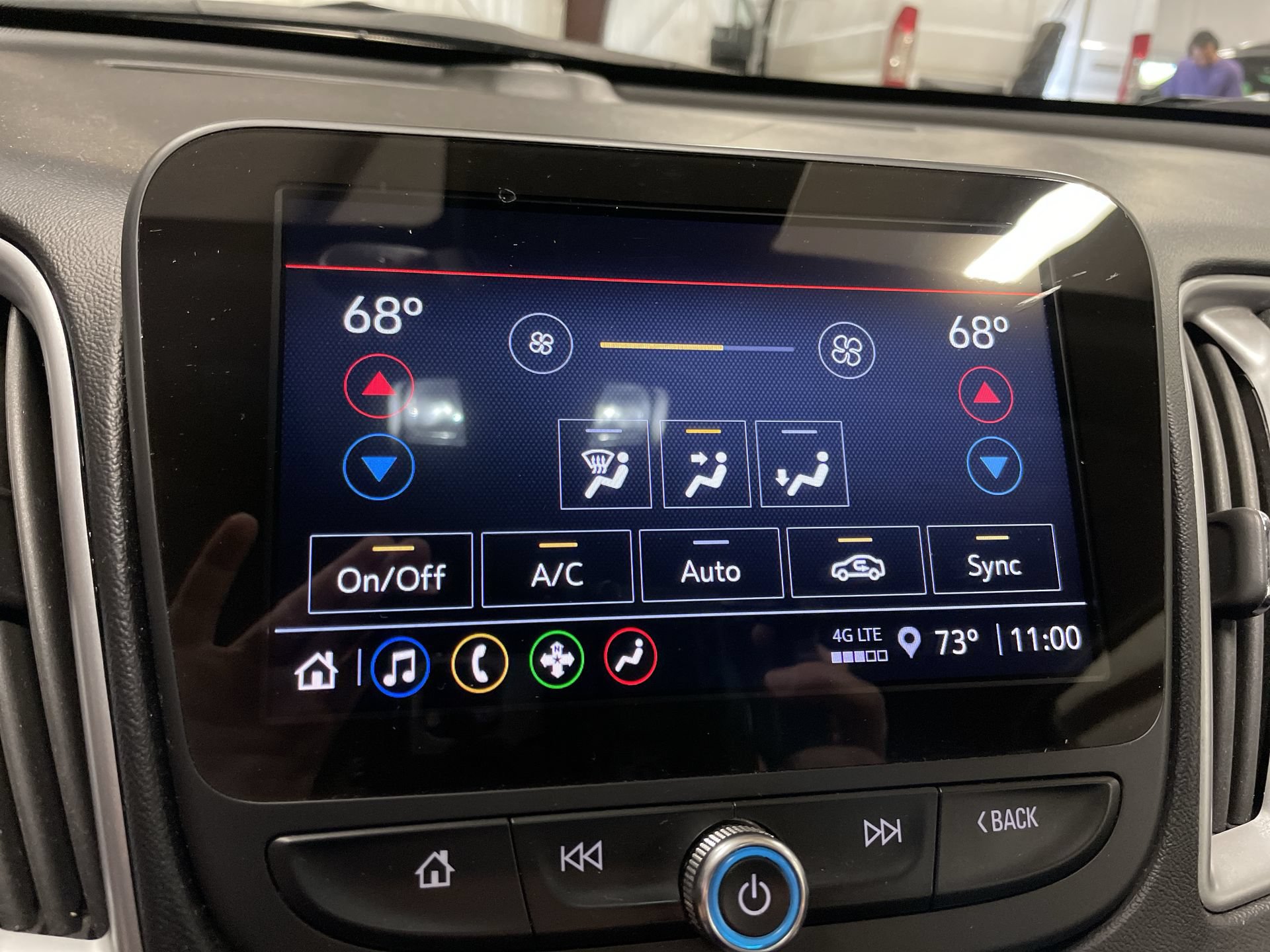 Used 2024 Chevrolet Malibu LT FWD image 21
