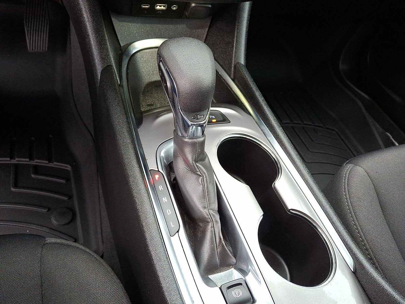 Used 2024 Chevrolet Malibu LT FWD image 14