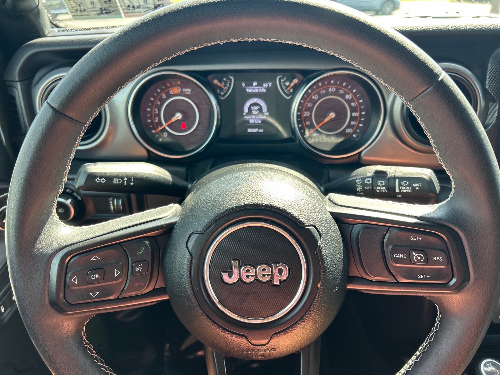 Used 2023 Jeep Wrangler Sport AWD/4WD image 15