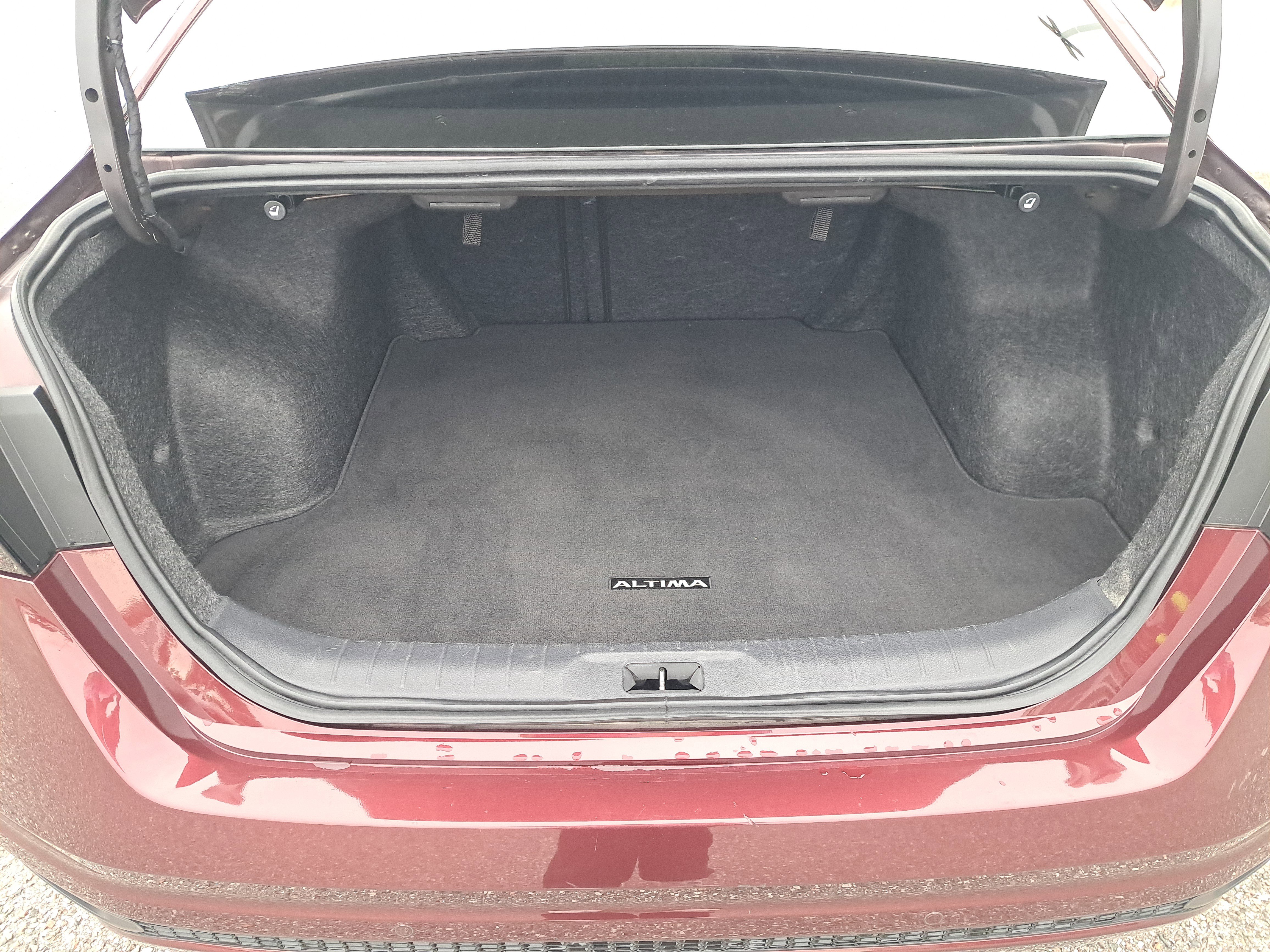 Used 2023 Nissan Altima 2.5 SV image 7