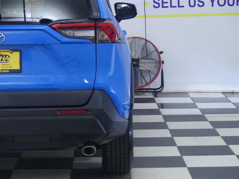 Used 2019 Toyota RAV4 XLE w/ All Weather Liner Package AWD/4WD image 29
