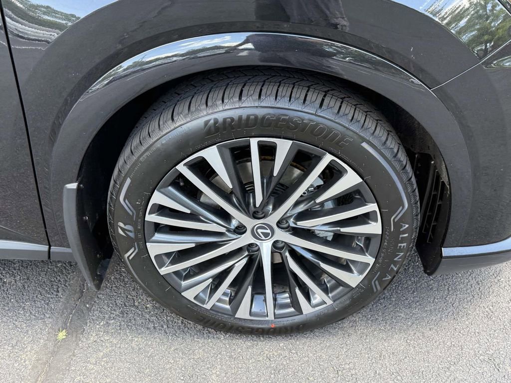 Used 2023 Lexus RX 350 Premium Plus w/ Accessory Package AWD/4WD image 7