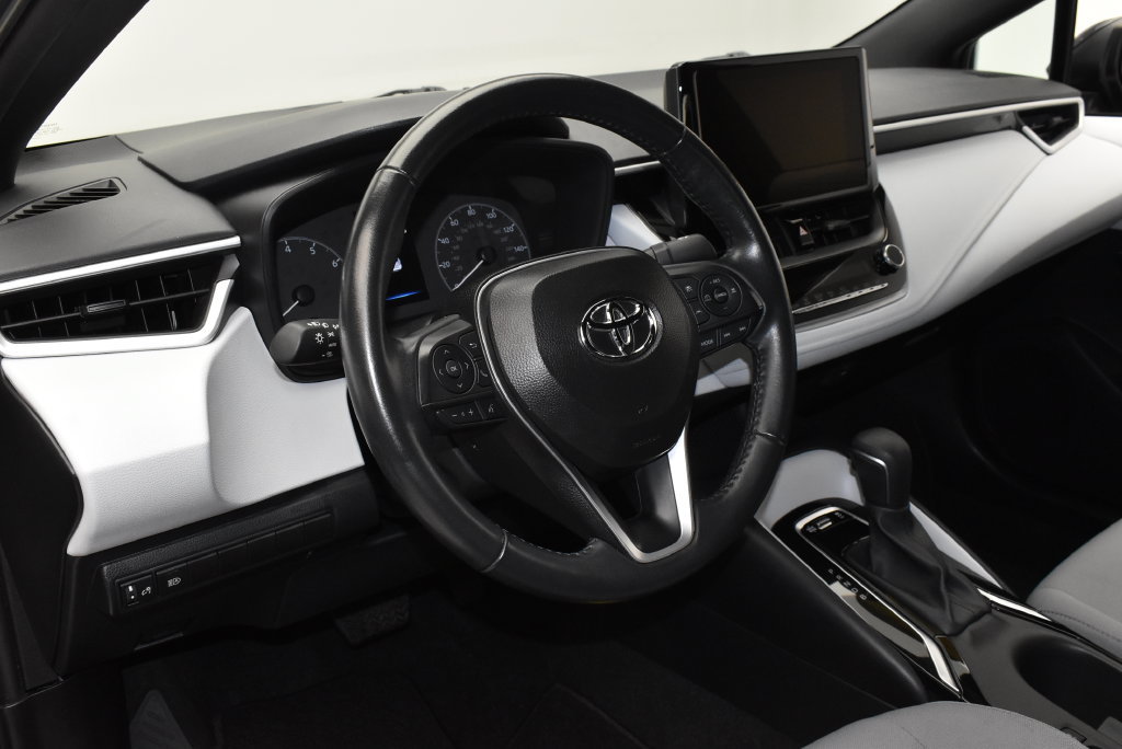Used 2025 Toyota Corolla SE FWD image 15