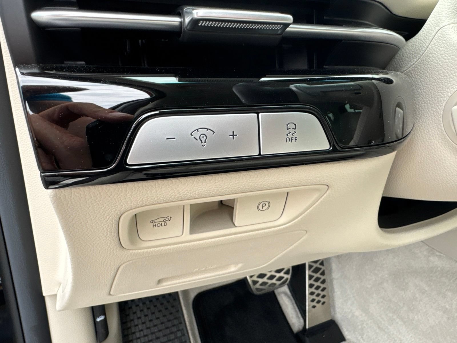 New 2025 Genesis G80 2.5T Sport Prestige AWD/4WD image 17