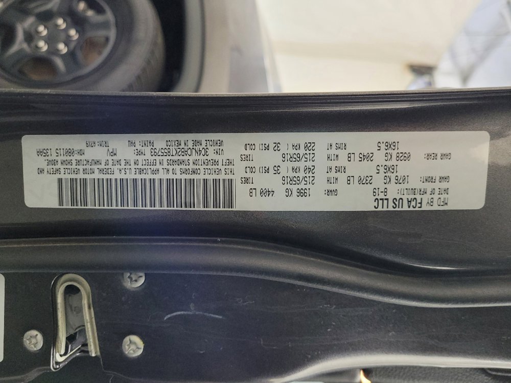 Used 2019 Jeep Compass Sport FWD image 33