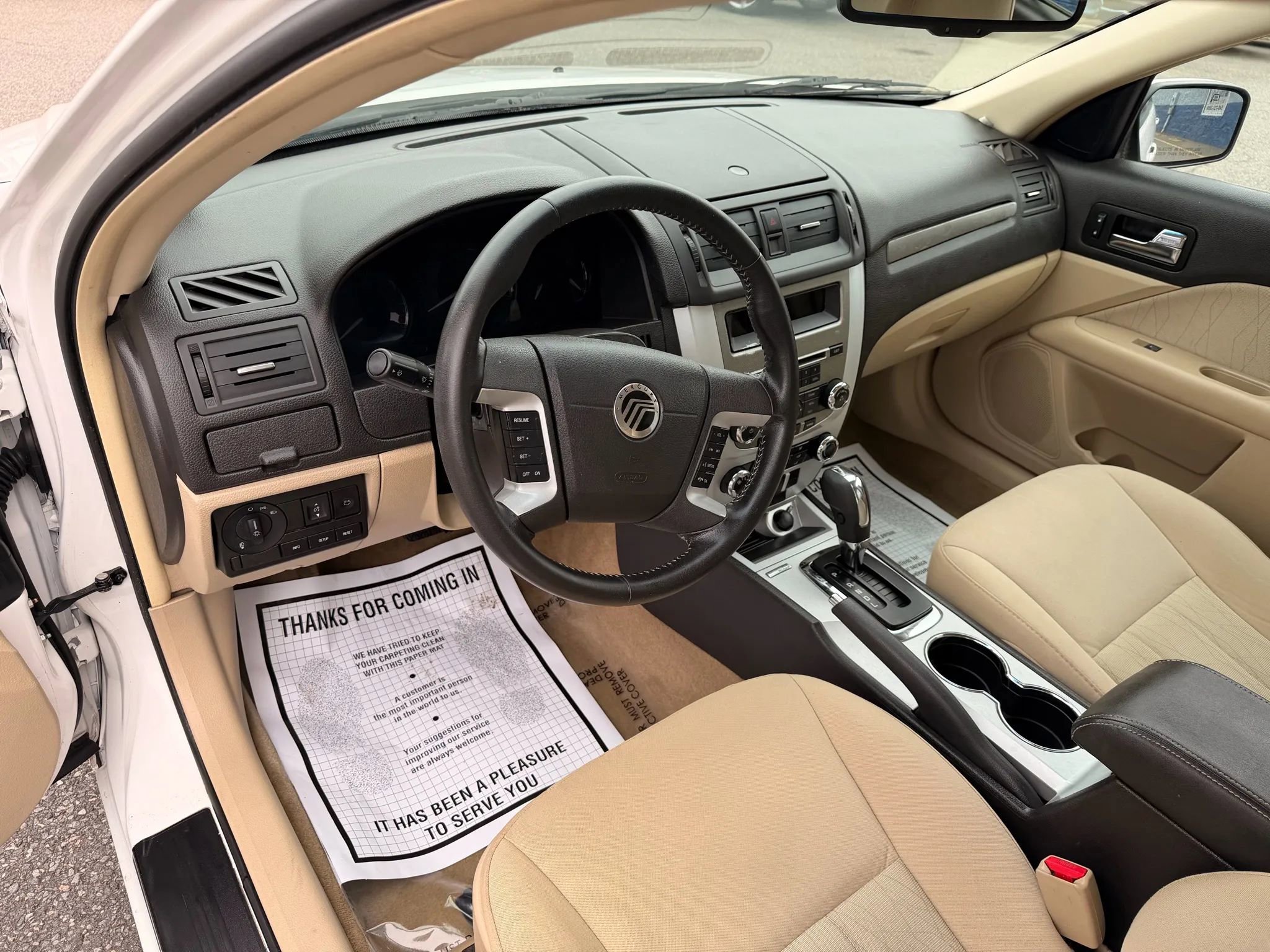 Used 2010 Mercury Milan image 12