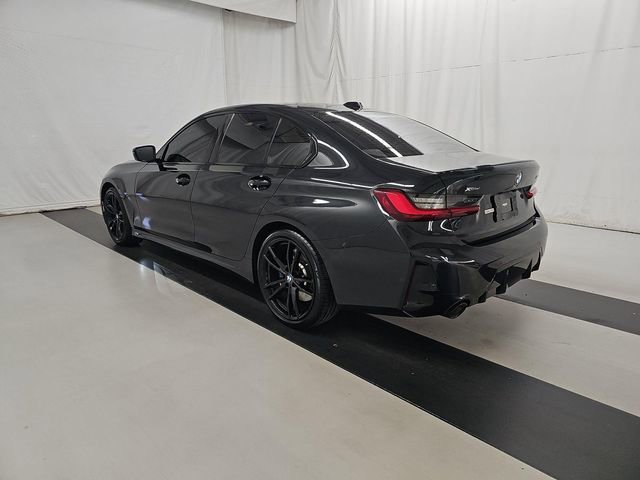 Used 2023 BMW 330i xDrive Sedan w/ M Sport Package image 4