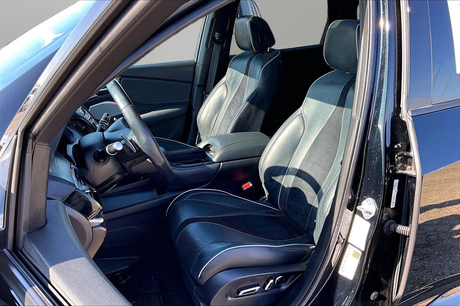 Used 2021 Acura RDX A-Spec image 16