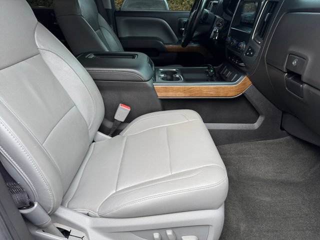Used 2017 Chevrolet Silverado 1500 LTZ AWD/4WD image 30