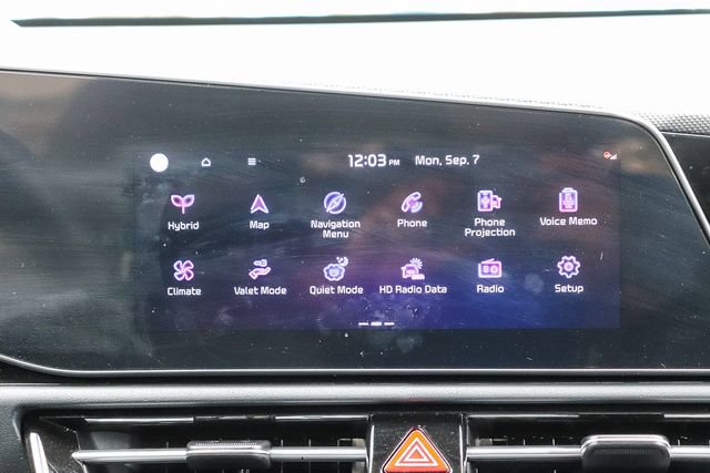 Certified 2025 Kia Niro EX FWD image 15