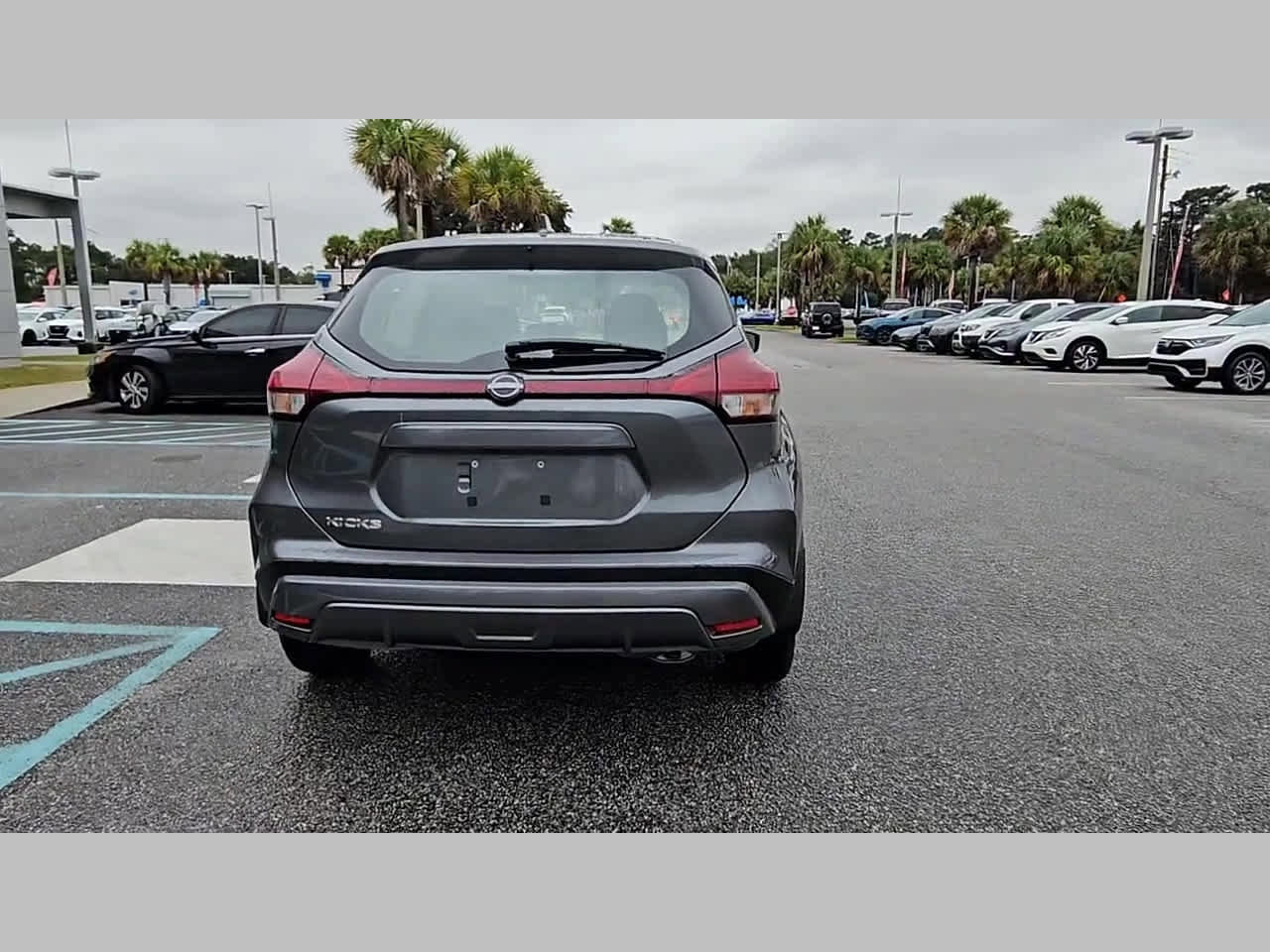 New 2025 Nissan Kicks Play S image 33