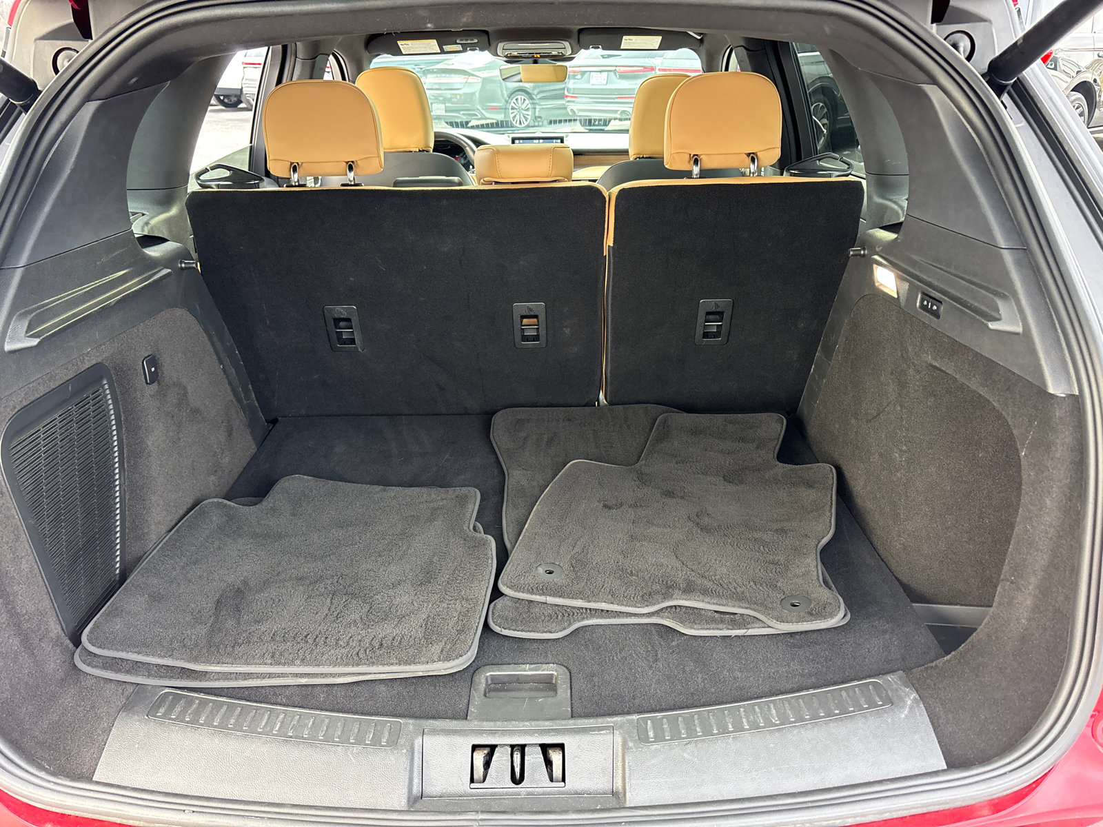 Certified 2022 Lincoln Corsair Reserve w/ Equipment Group 201A image 9