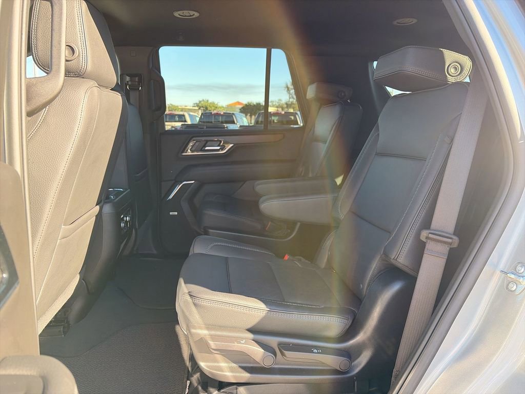 Certified 2025 GMC Yukon Denali image 25