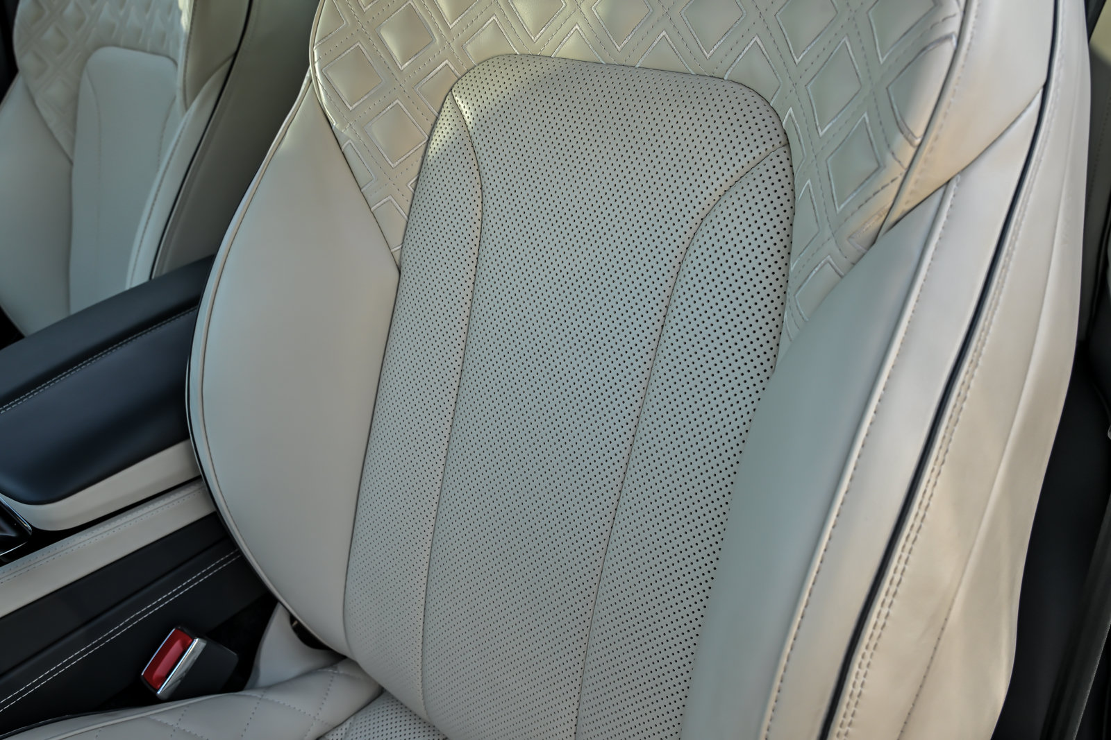 Used 2022 Bentley Continental GT AWD/4WD image 38