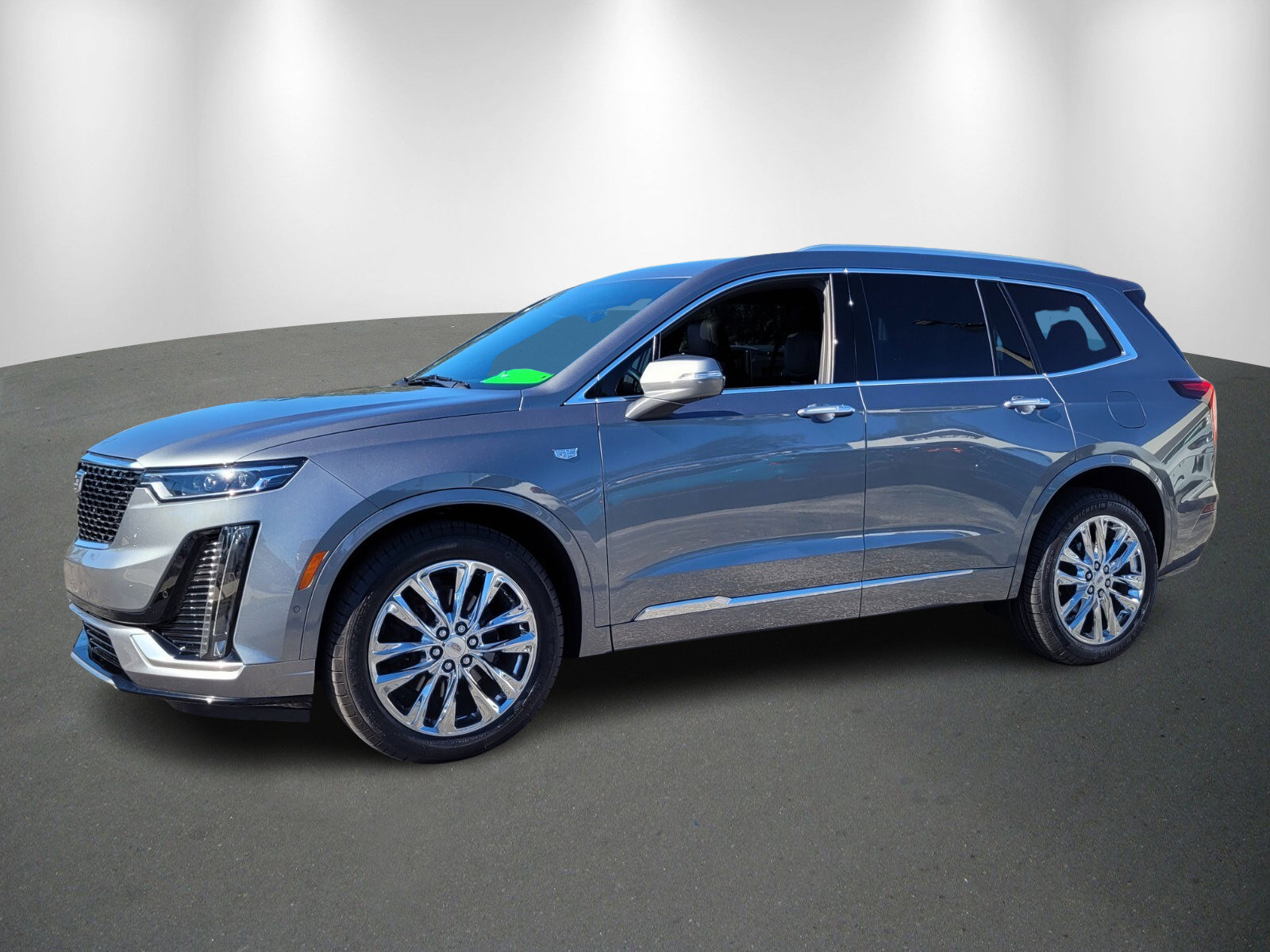 Used 2022 Cadillac XT6 Premium Luxury w/ Platinum Package image 3