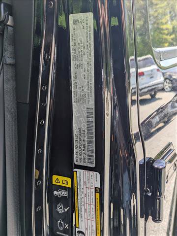 New 2025 Jeep Wrangler Unlimited Rubicon 392 image 22