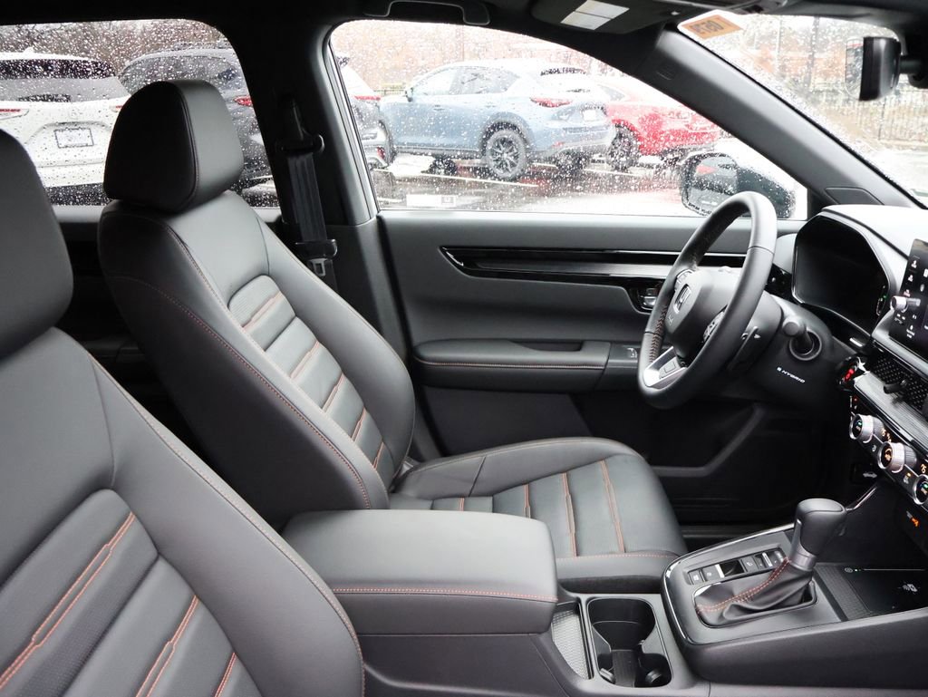 Certified 2026 Honda CR-V Sport Touring image 8