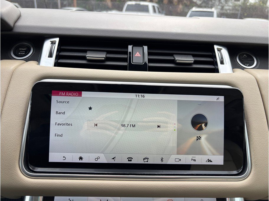 Used 2020 Land Rover Range Rover Sport HSE image 33