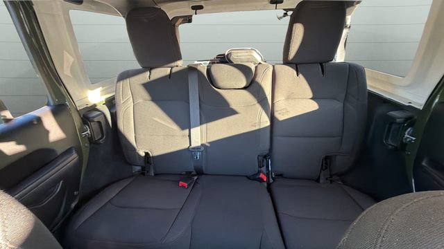 Used 2022 Jeep Wrangler Unlimited Willys image 21