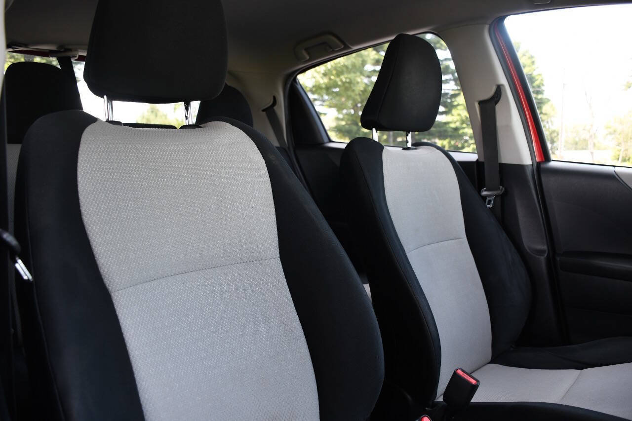 Used 2013 Toyota Yaris LE FWD image 24
