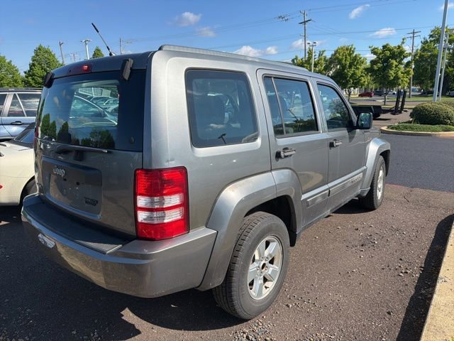Used 2012 Jeep Liberty Sport AWD/4WD image 5