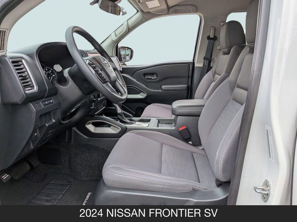 Used 2024 Nissan Frontier SV w/ Technology Package AWD/4WD image 14