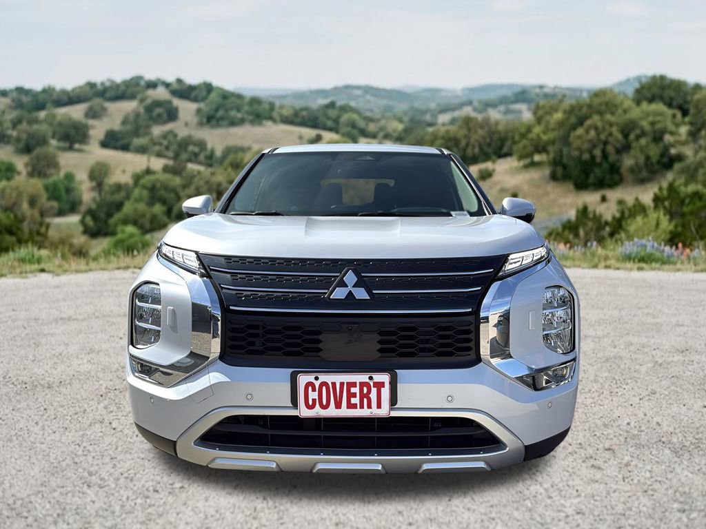 Used 2024 Mitsubishi Outlander SE Black Edition AWD/4WD image 9