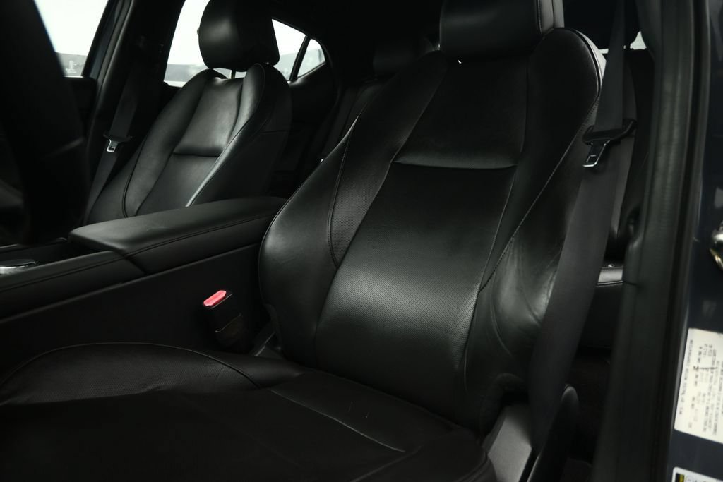 Used 2019 MAZDA MAZDA3 Hatchback w/ Premium Package FWD image 51