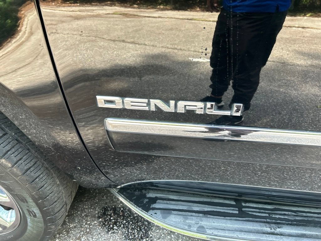 Used 2014 GMC Yukon XL Denali AWD/4WD image 12