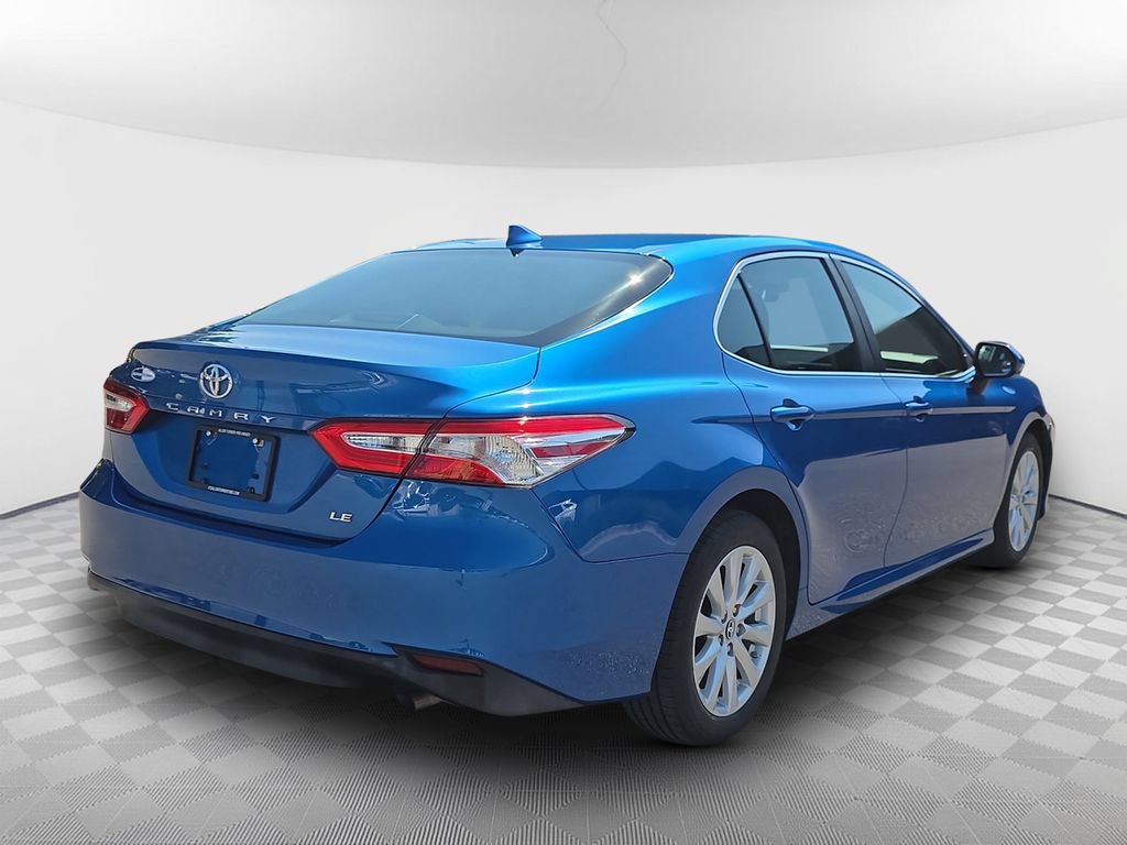 Used 2019 Toyota Camry LE FWD image 8