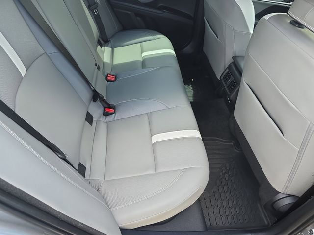 Used 2025 Toyota Camry SE w/ Convenience Package FWD image 11