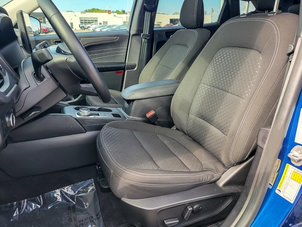 Used 2023 Ford Escape Active w/ Tech Pack #2 image 9