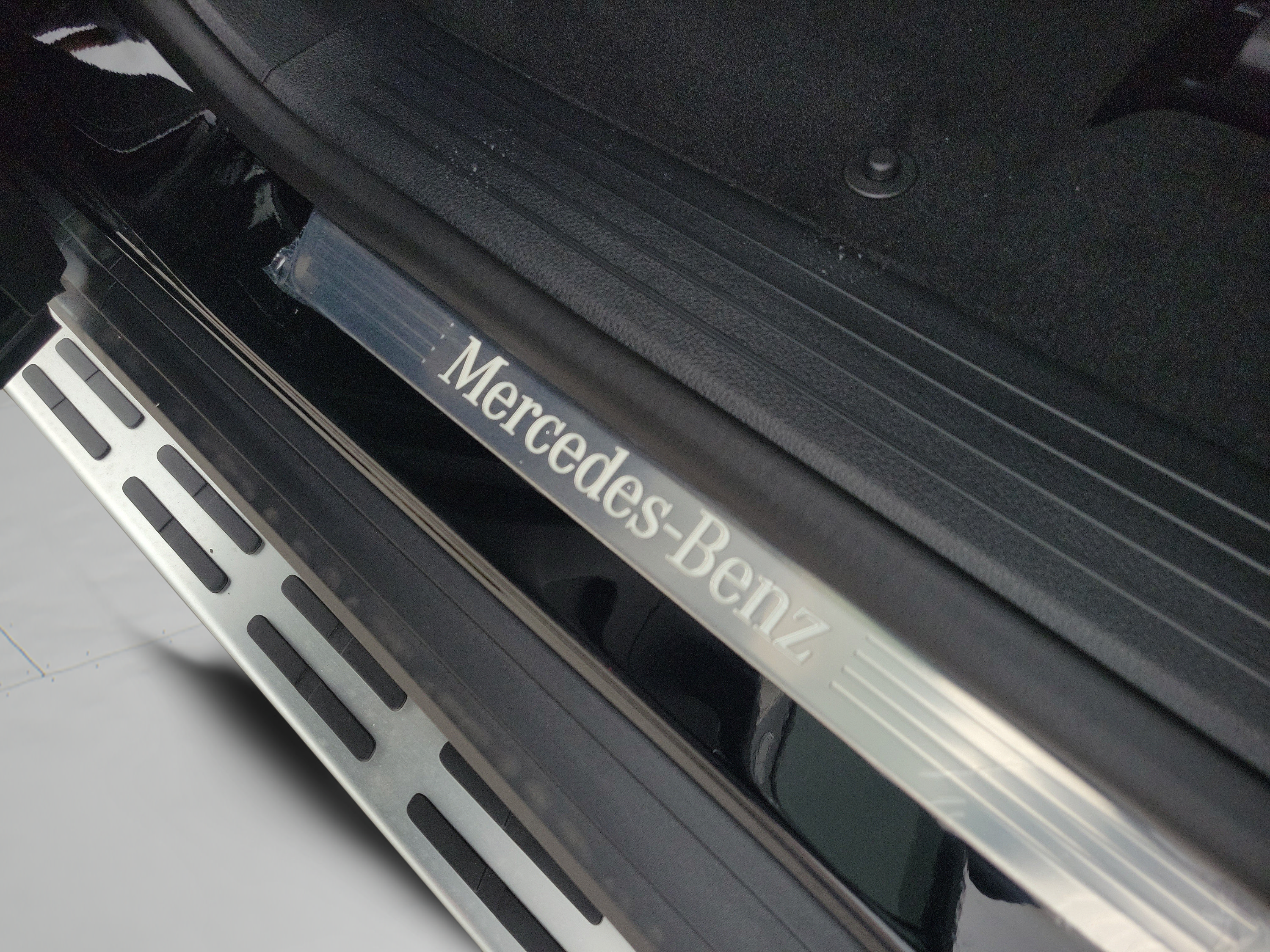 New 2026 Mercedes-Benz GLS 450 4MATIC image 35