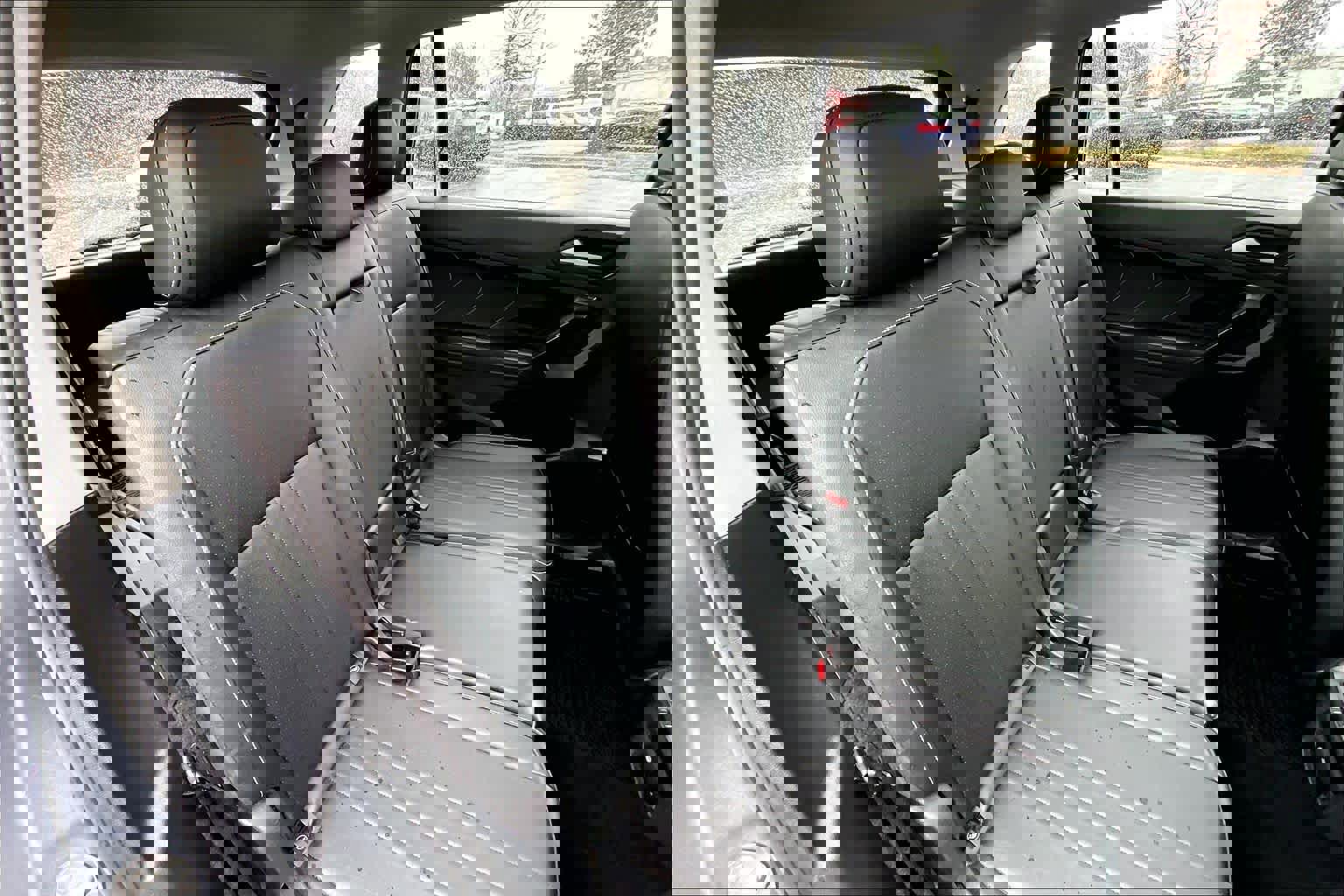 Used 2022 Volkswagen Tiguan SE w/ Panoramic Sunroof Package image 20