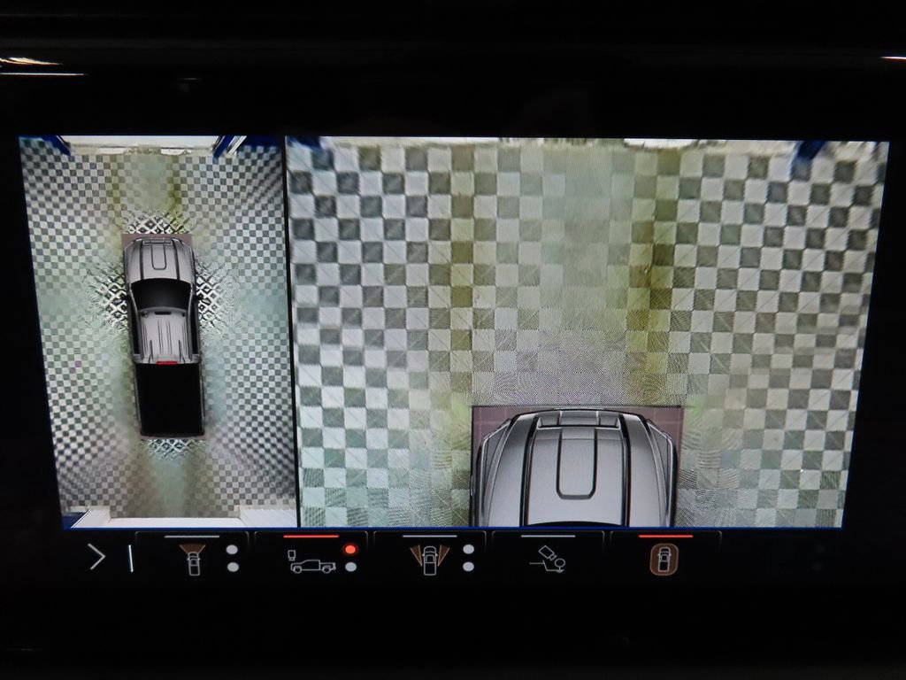 Used 2025 GMC Sierra 2500 AT4 w/ AT4 Premium Plus Package image 22