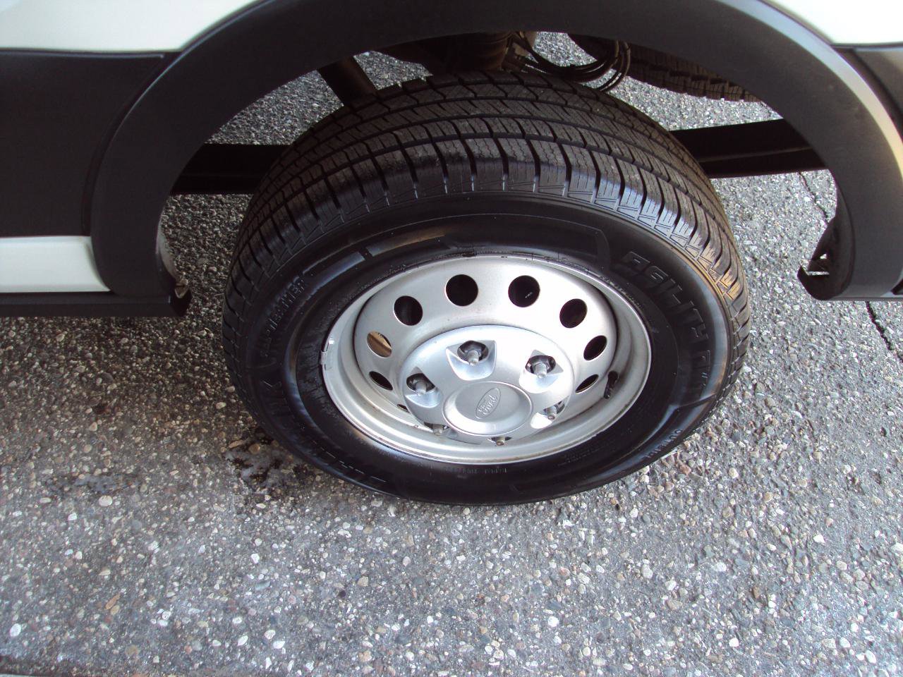 Used 2023 Ford Transit 250 Medium Roof AWD w/ Load Area Protection Package image 25