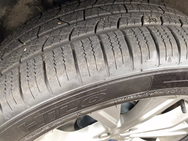 Used 2023 Ford Explorer Limited AWD/4WD image 26